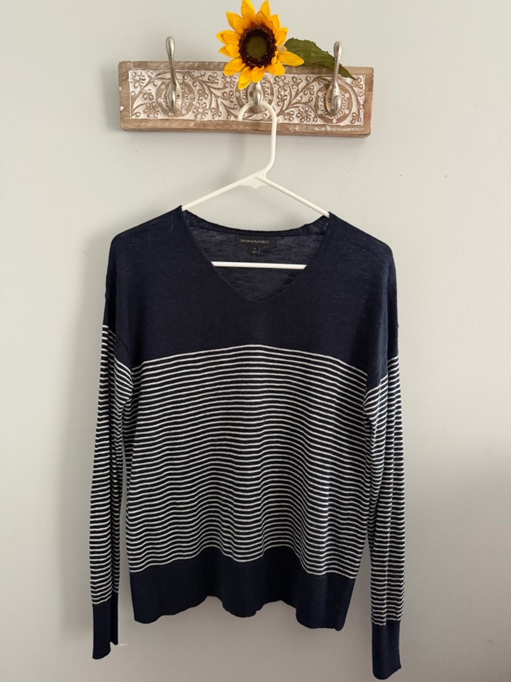 BANANA REPUBLIC Women’s Striped Linen Blend Boxy Sweater - Size Small